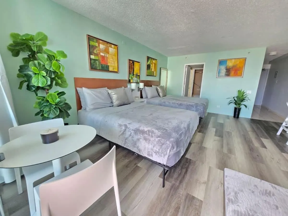 Steps From The Beach - Dining & Nightlife Nearby San Juan Apartmán