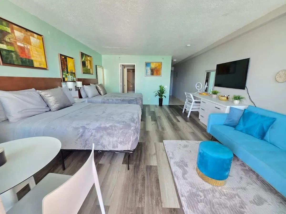 Steps From The Beach - Dining & Nightlife Nearby San Juan Apartmán