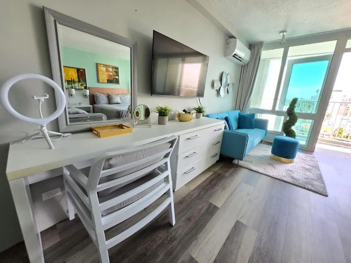 Steps From The Beach - Dining & Nightlife Nearby San Juan Apartmán